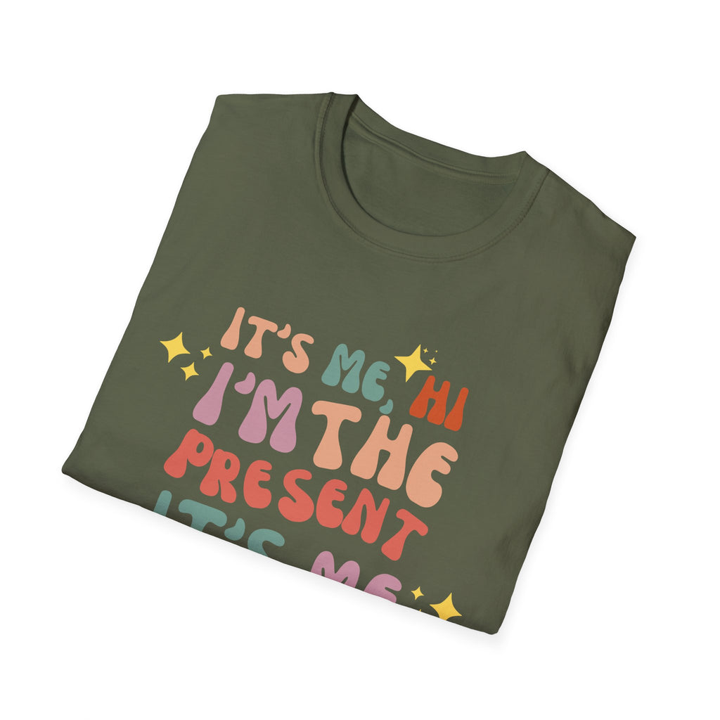 It's Me Hi I'm the Present Midnights Holiday Christmas T-Shirt