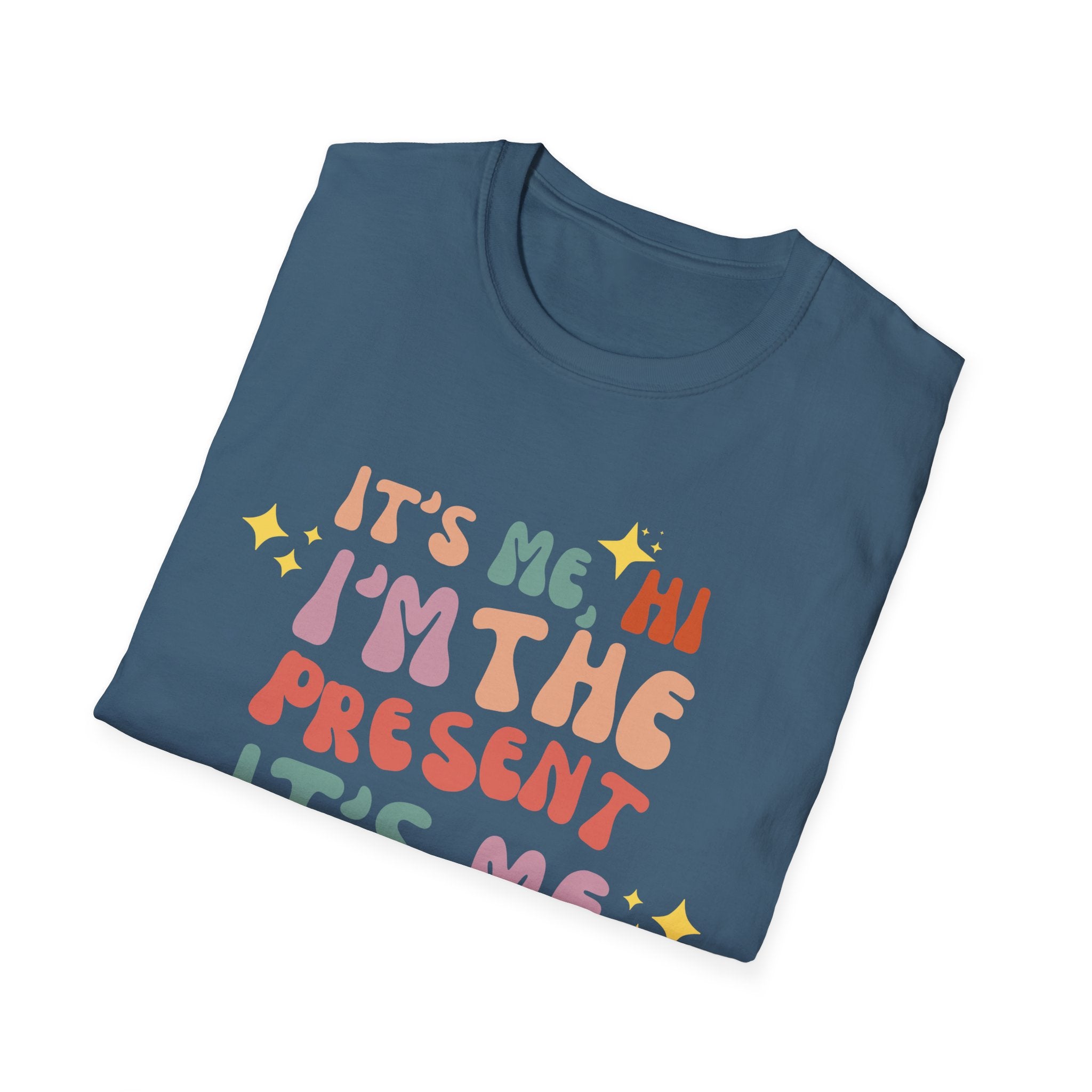 It's Me Hi I'm the Present Midnights Holiday Christmas T-Shirt
